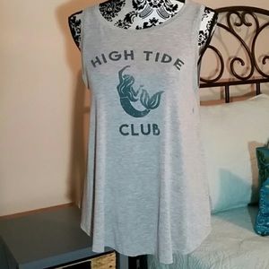 American Eagle grey tank